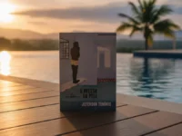 Capa de "O Avesso Da Pele" em cenário de piscina ao pôr do sol.